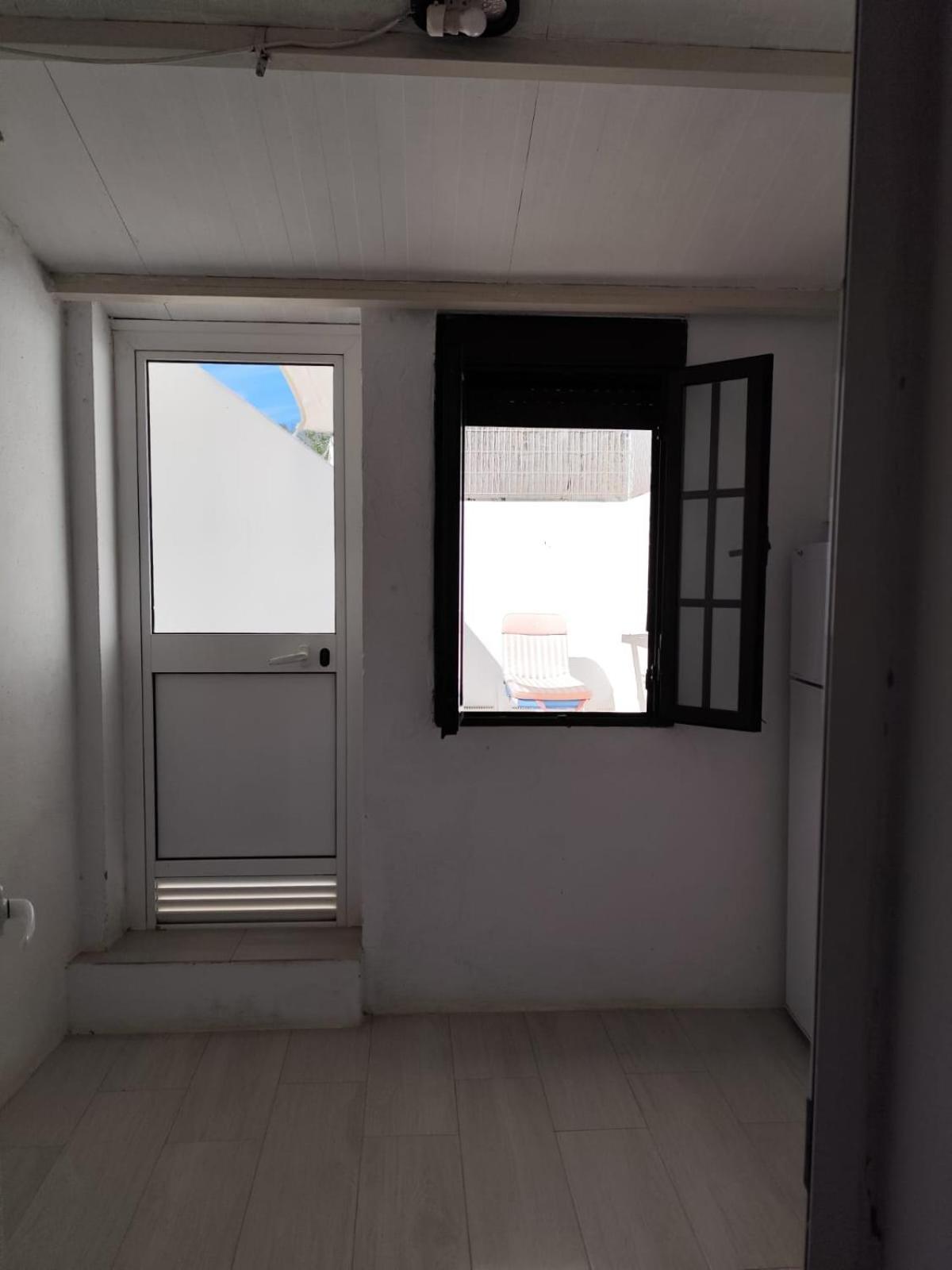 Casas La Pequena Lulu Guest House ลอสกาญอสเดเมกา ภายนอก รูปภาพ